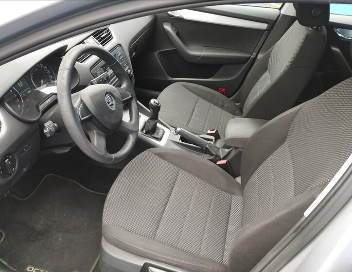 Škoda Octavia Kombi 2,0 l 110 kw