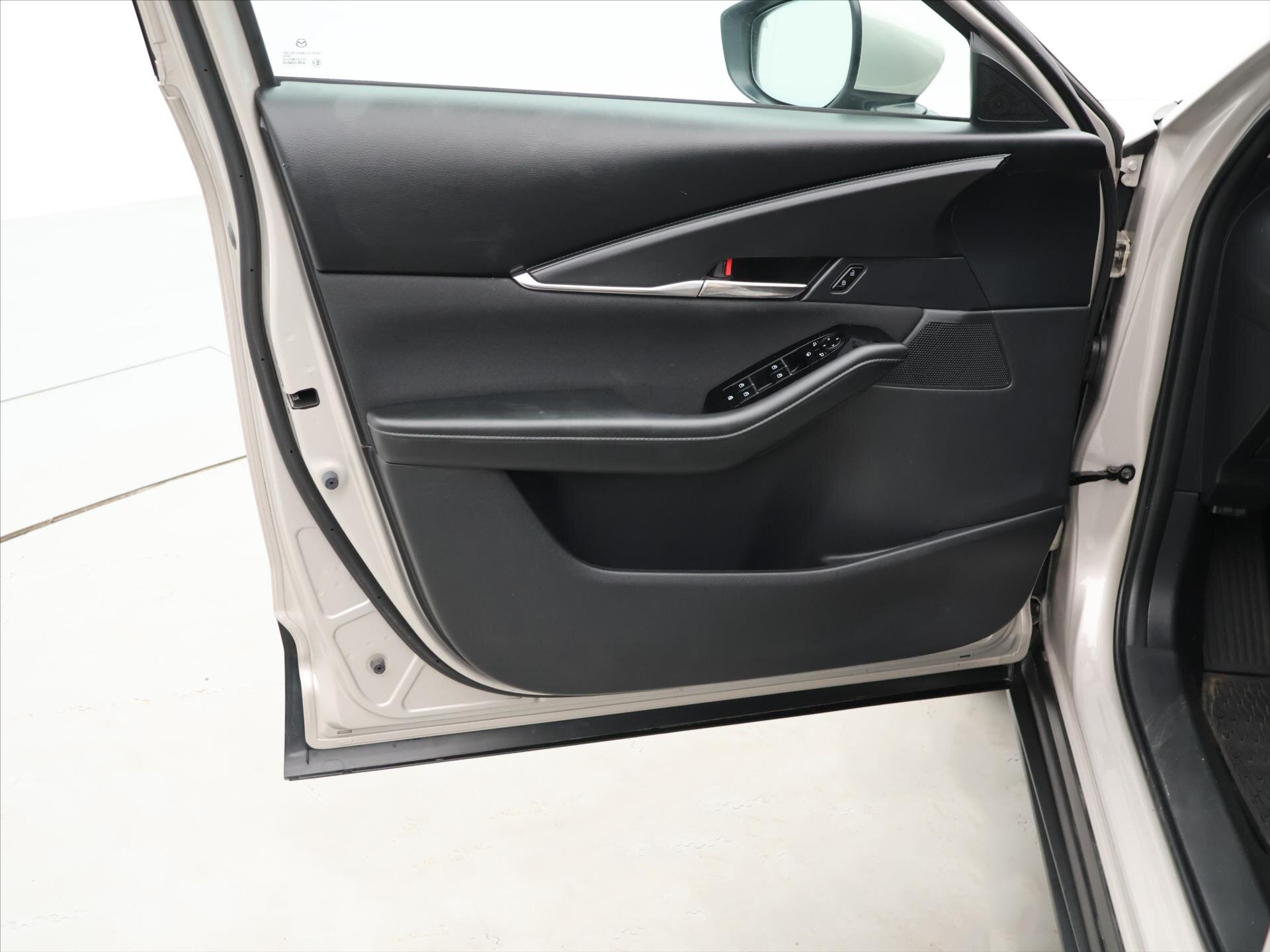 Mazda CX-30 SUV / Terénní 2,0 l 110 kw