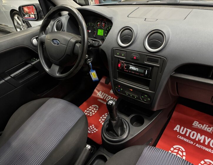 Ford Fusion Hatchback 1,4 l 59 kw