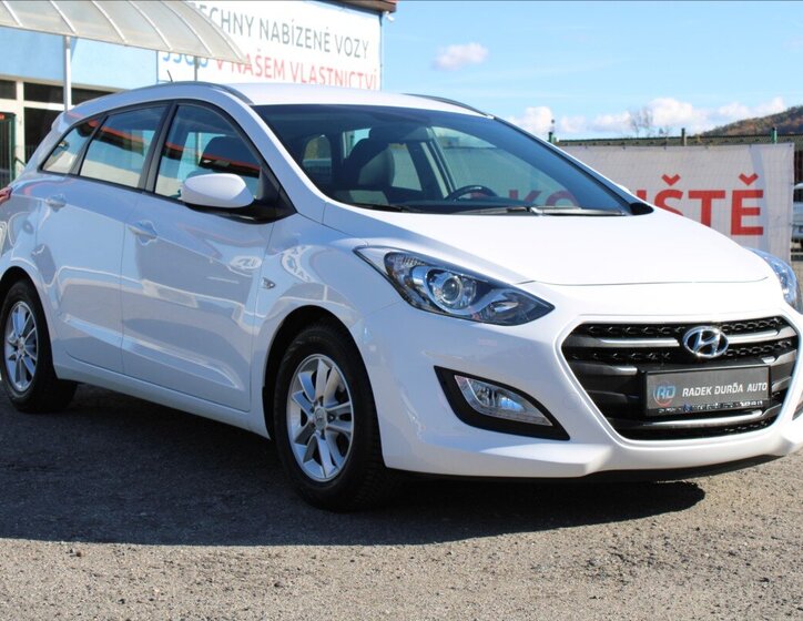 Hyundai i30 Kombi 1,6 l 88 kw
