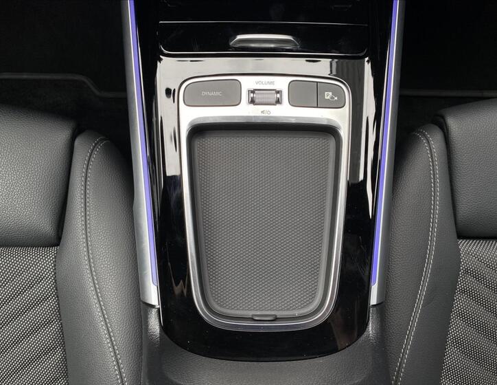 Mercedes-Benz EQB 15