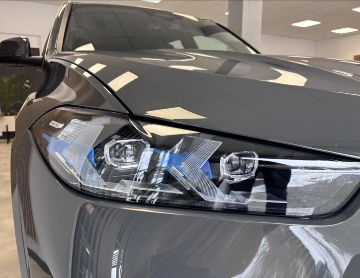 BMW X5 Kombi 3,0 l 210 kw