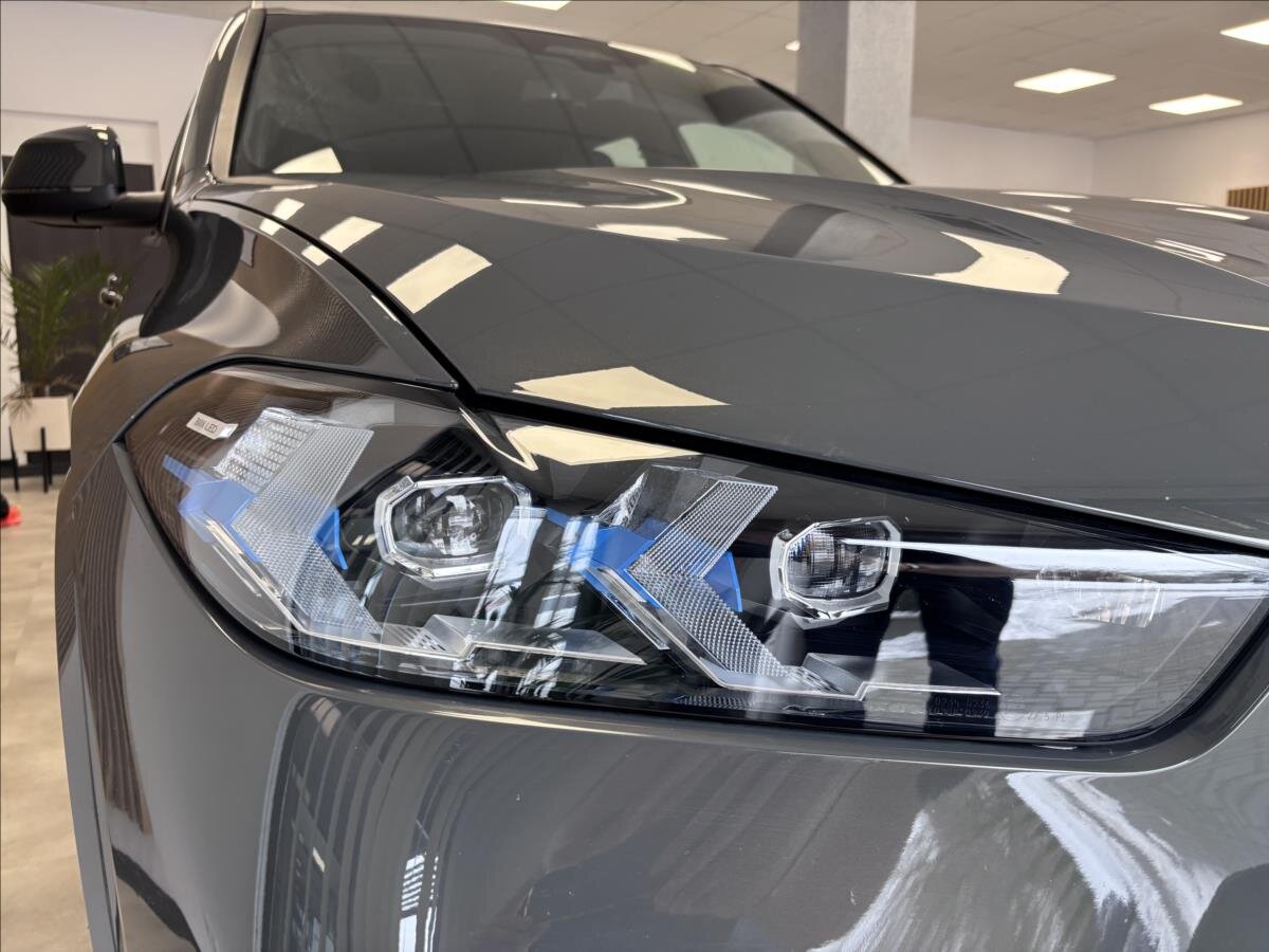 BMW X5 Kombi 3,0 l 210 kw