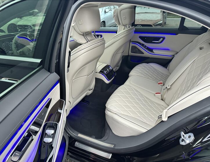 Mercedes-Benz Třídy S 11