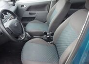 Ford Fiesta 12