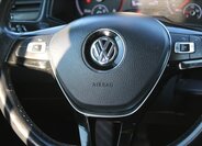 Volkswagen T-Roc SUV / Terénní 1,6 l 85 kw