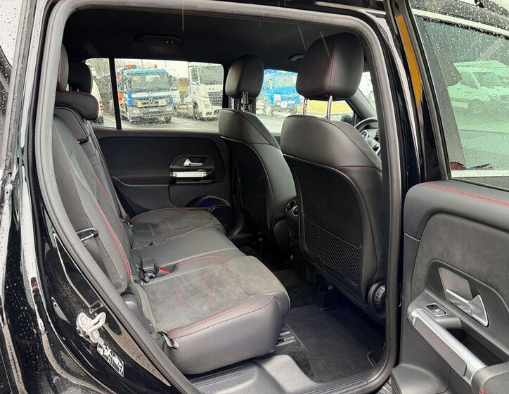 Mercedes-Benz GLB SUV / Terénní 2,0 l 110 kw