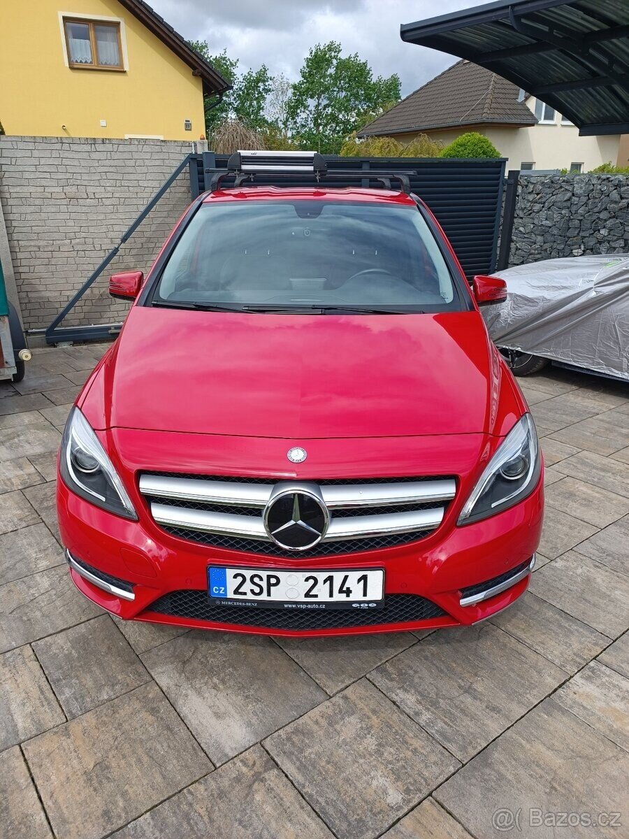 Mercedes-Benz Ostatní Kombi 0,0 90 kw