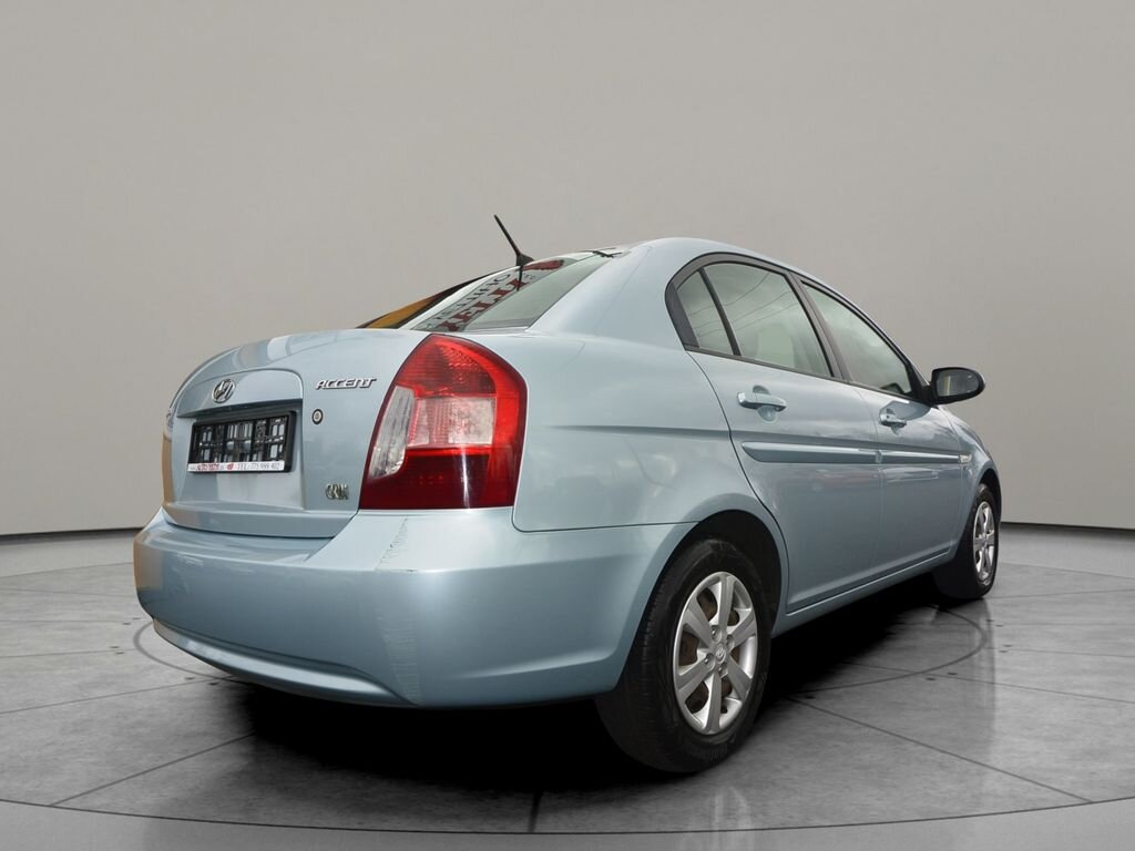 Hyundai Accent Hatchback 1,5 l 81 kw
