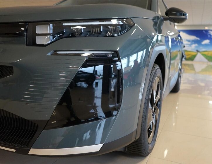 Citroën C5 Aircross SUV / Terénní 1,2 l 107 kw