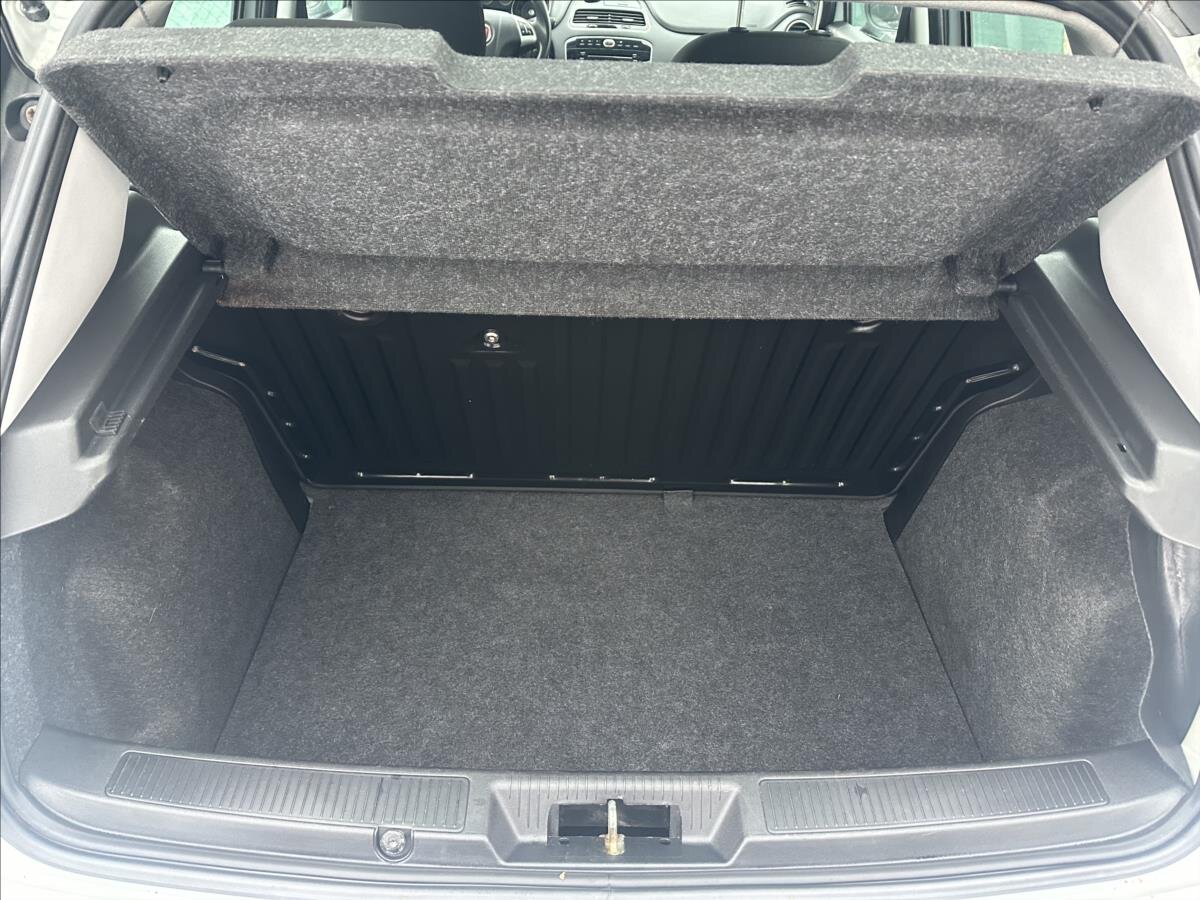 Fiat Punto Hatchback 1,4 l 57 kw