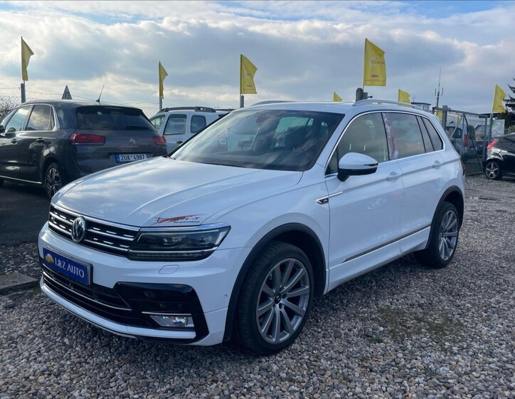 Volkswagen Tiguan 1