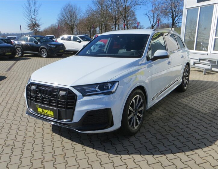 Audi Q7 SUV / Terénní 3,0 l 210 kw