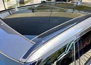 Land Rover Range Rover Velar SUV / Terénní 2,0 l 150 kw