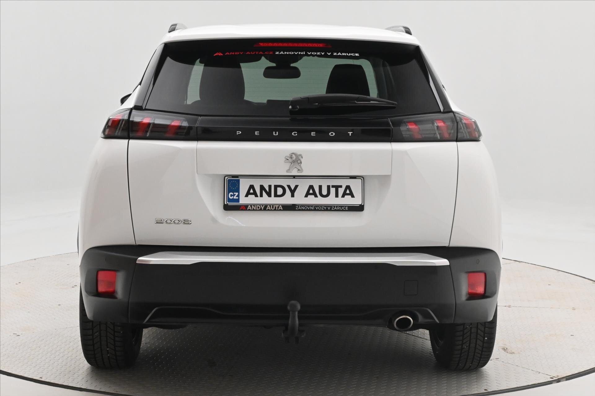 Peugeot 2008 SUV 1,5 l 81 kw