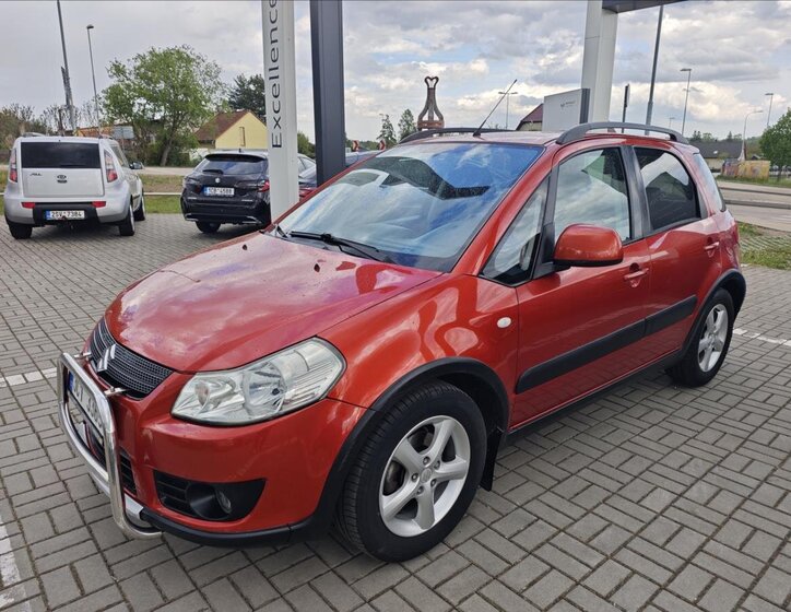 Suzuki SX4 Hatchback 1,5 l 73 kw