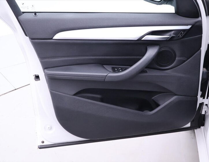 BMW X1 SUV 2,0 l 140 kw