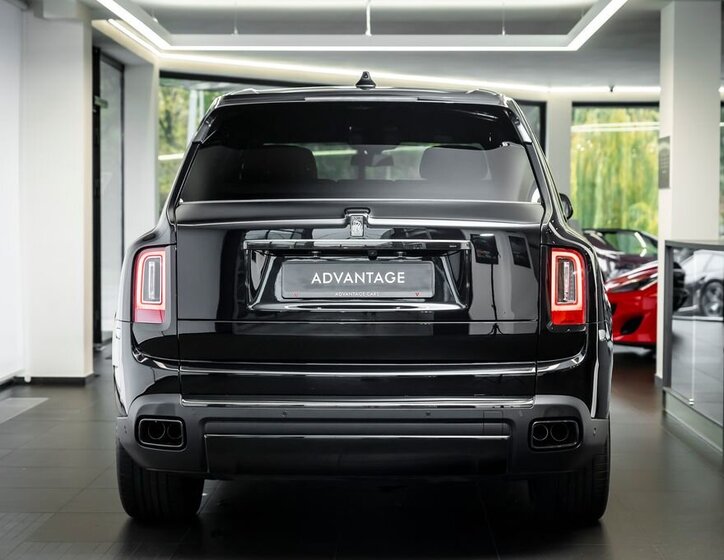 Rolls-Royce Cullinan SUV 6,7 l 441 kw