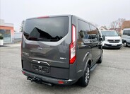 Ford Tourneo Custom 6