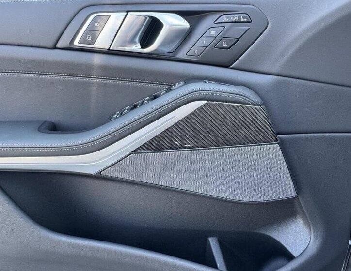 BMW X7 SUV / Terénní 3,0 l 250 kw