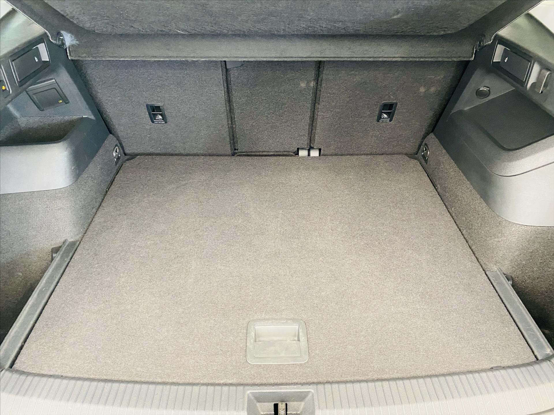 Volkswagen Tiguan SUV / Terénní 2,0 l 110 kw
