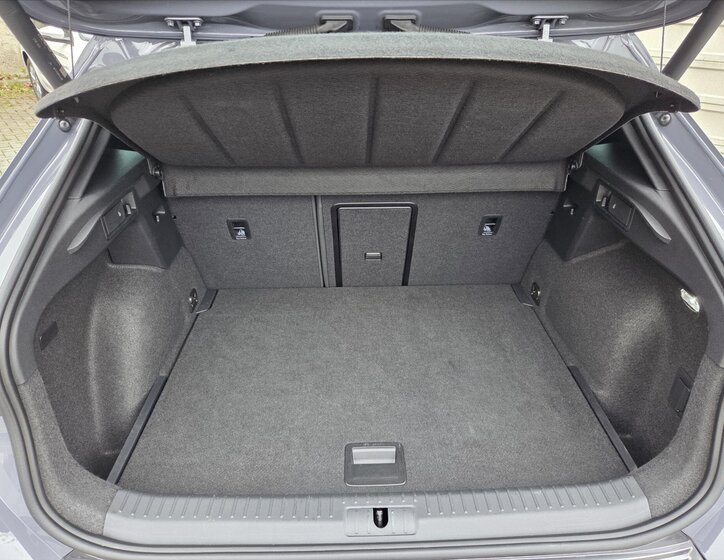 Cupra Formentor SUV / Terénní 2,0 l 140 kw