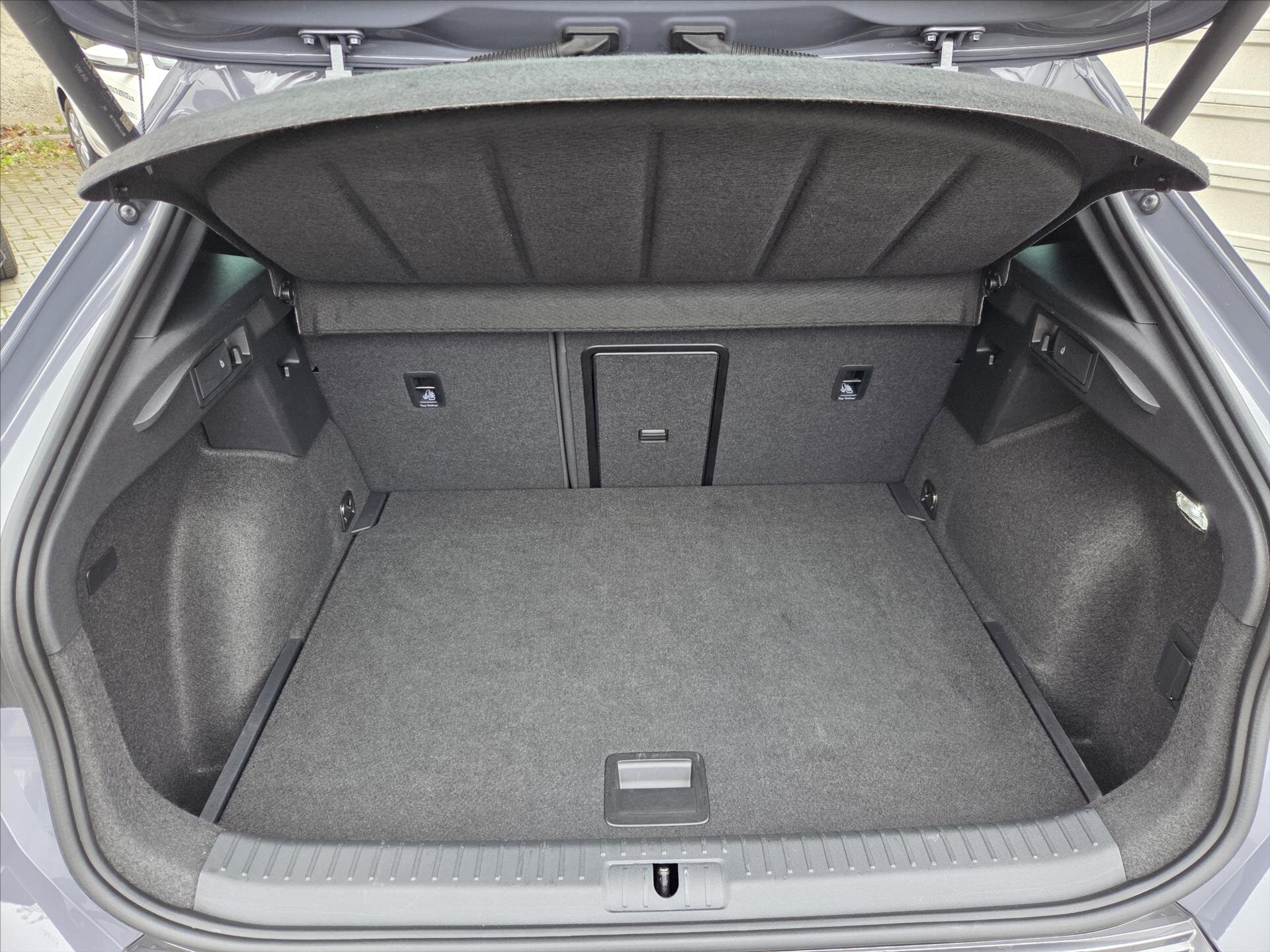 Cupra Formentor SUV / Terénní 2,0 l 140 kw