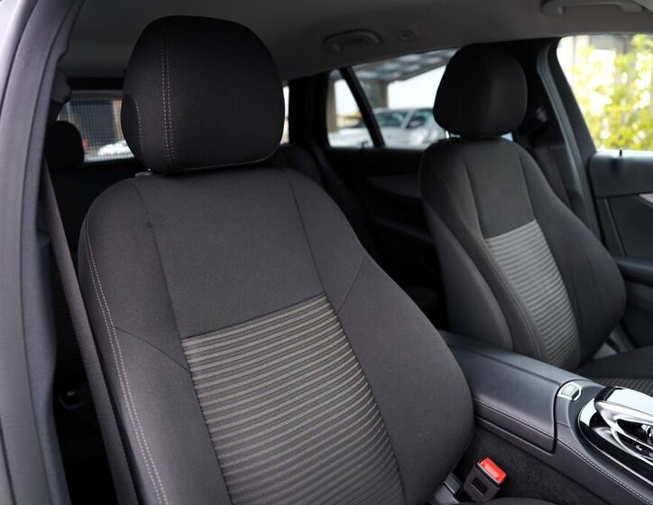 Mercedes-Benz Třídy E Kombi 2,0 l 143 kw