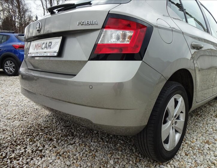 Škoda Fabia Hatchback 999,0 70 kw