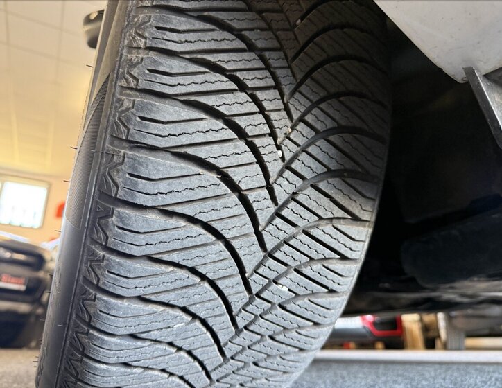 Škoda Karoq SUV / Terénní 2,0 l 140 kw