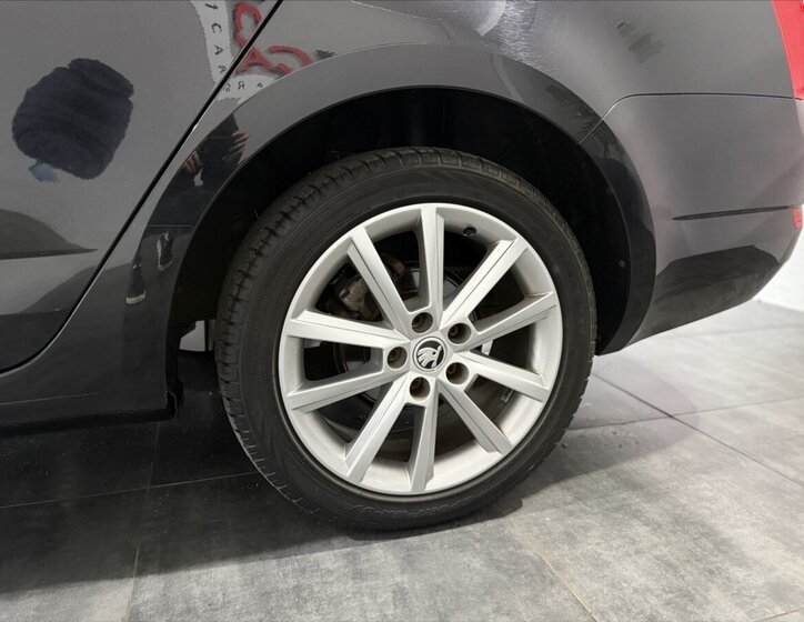 Škoda Octavia Kombi 2,0 l 110 kw