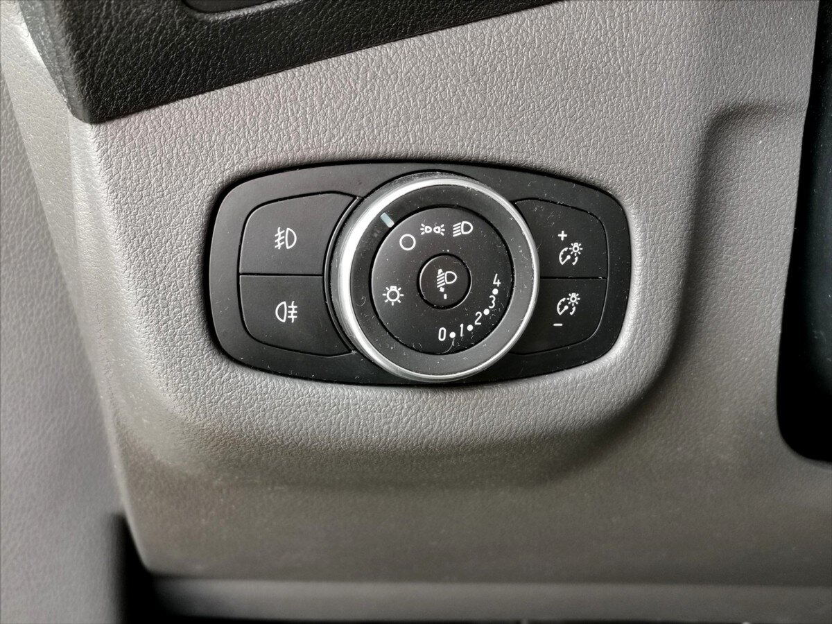 Ford Transit Connect Pick-up 1,5 l 74 kw