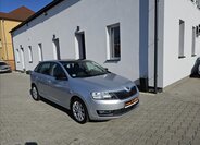 Škoda Rapid Hatchback 999,0 81 kw