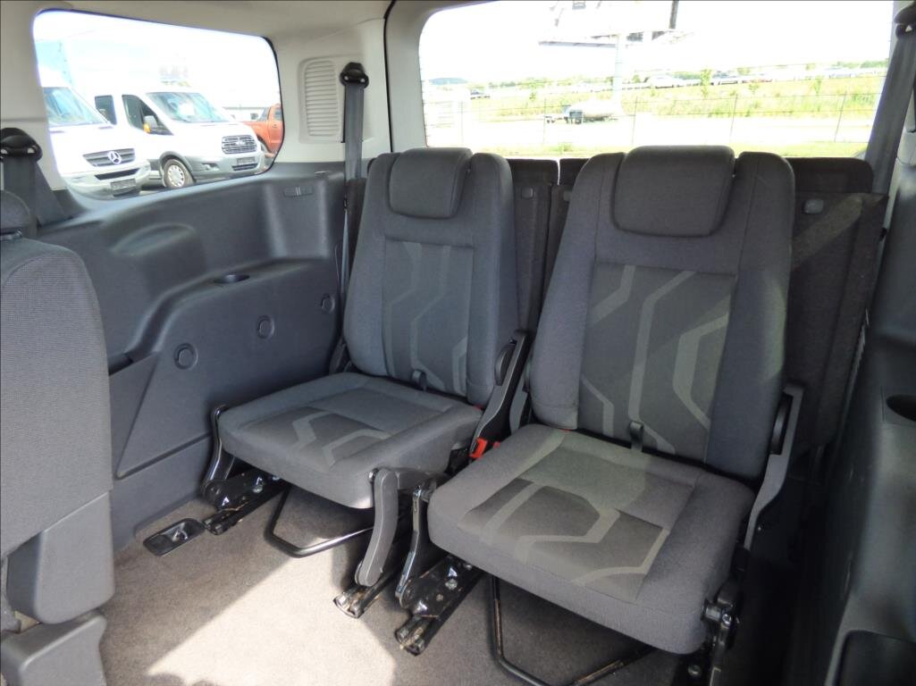 Ford Tourneo Connect MPV 1,5 l 88 kw