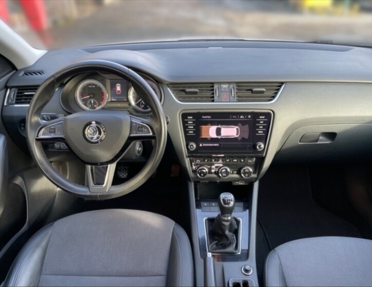 Škoda Octavia 9