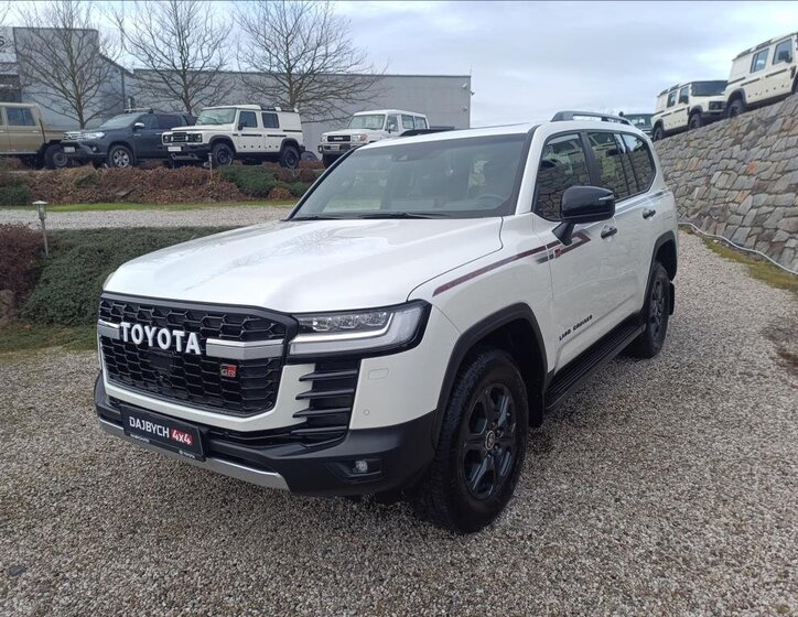 Toyota Land Cruiser Ostatní 3,4 l 305 kw