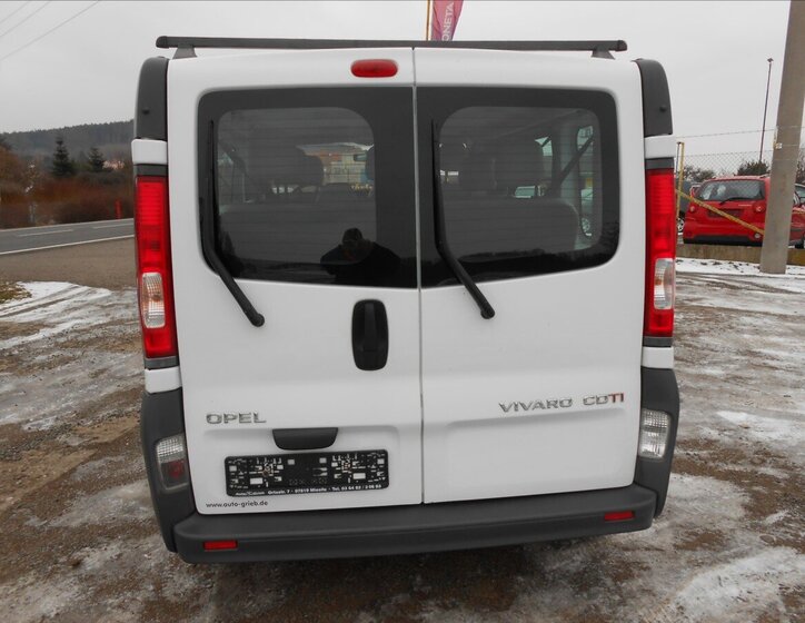 Opel Vivaro Kombi 2,0 l 84 kw