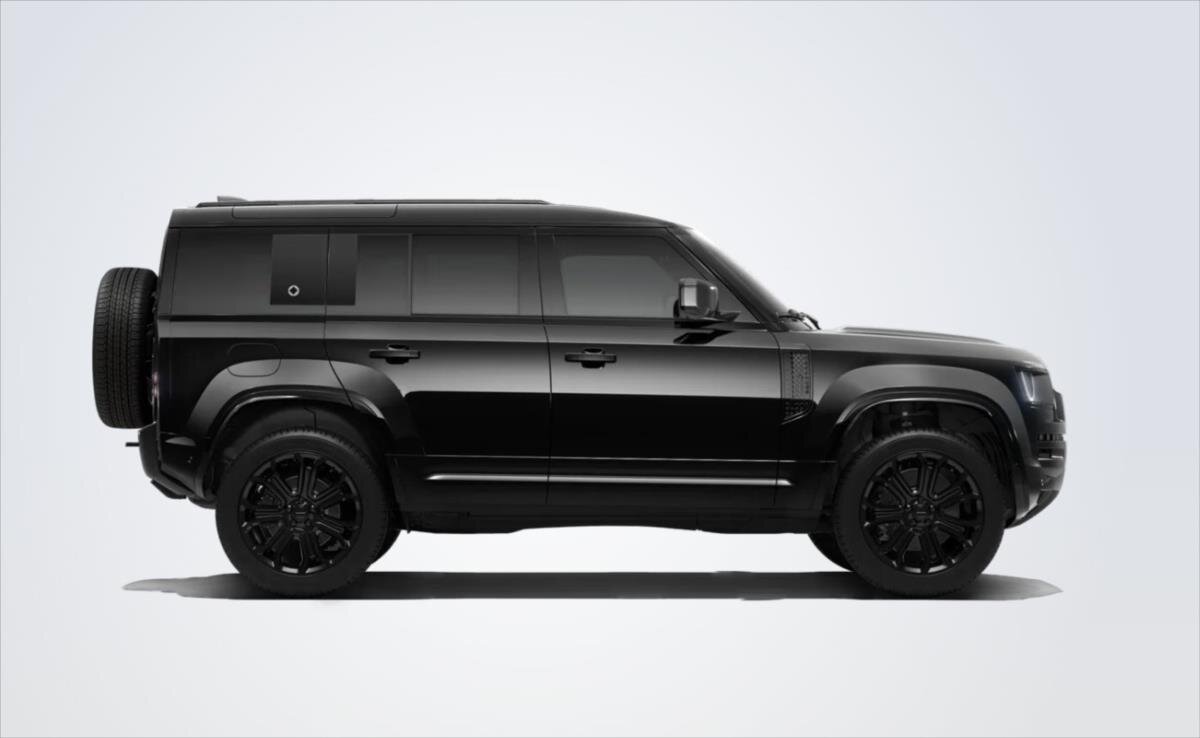 Land Rover Defender SUV / Terénní 4,4 l 467 kw