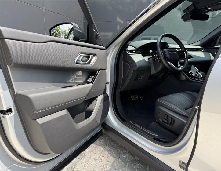Land Rover Range Rover Velar 9