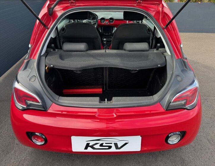 Opel Adam Hatchback 1,4 l 64 kw