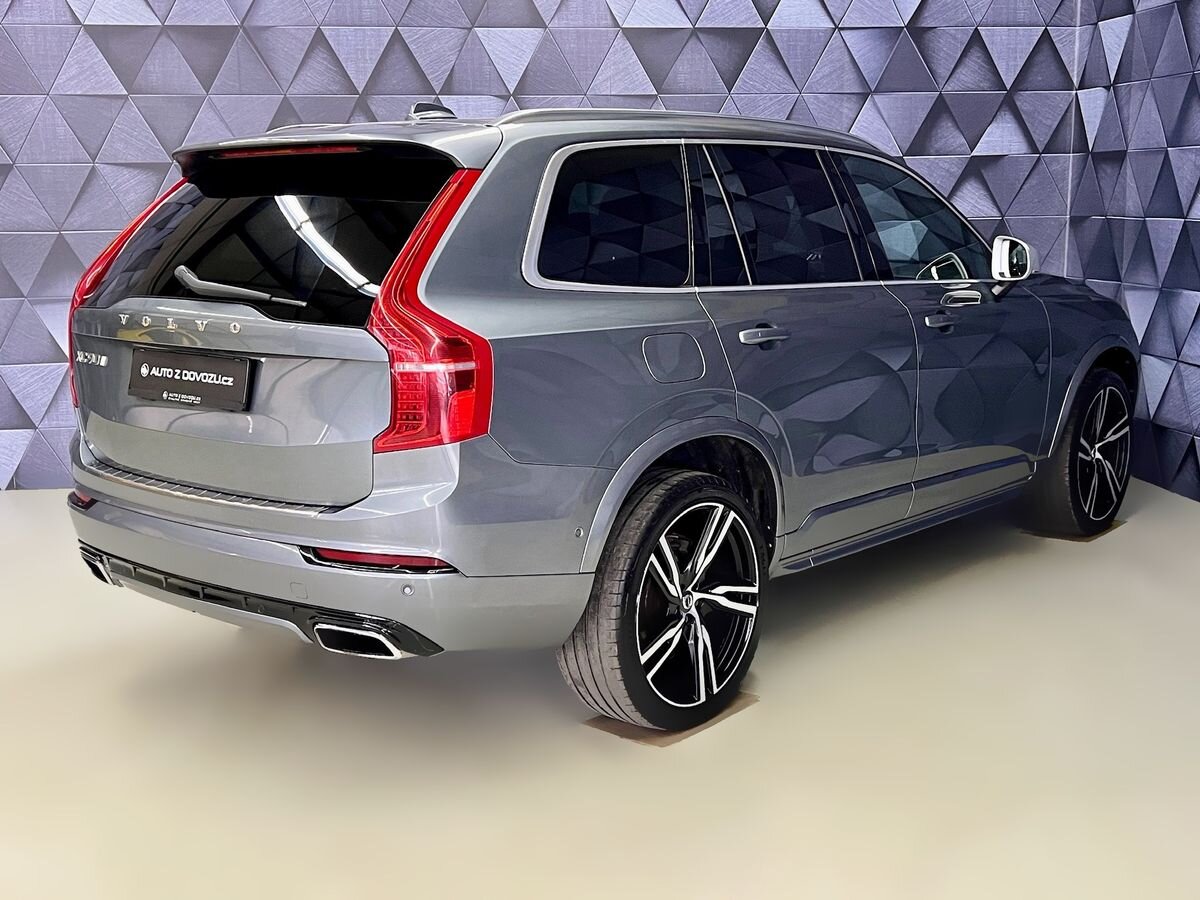 Volvo XC90 SUV / Terénní 2,0 l 177 kw