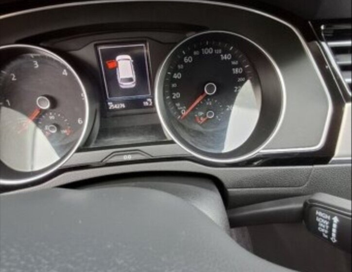 Volkswagen Passat Kombi 0,0 0