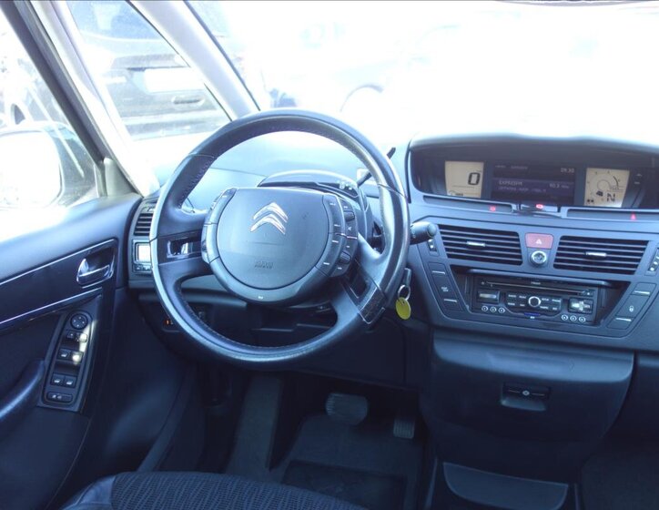Citroën Grand C4 Picasso 26