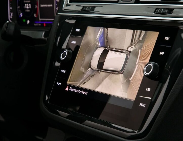 Volkswagen Tiguan SUV 2,0 l 235 kw