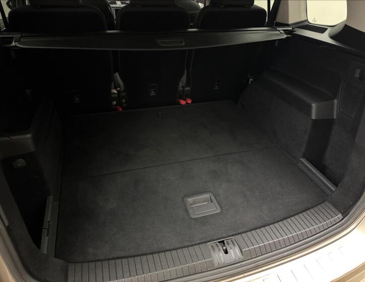 Volkswagen Touran 47