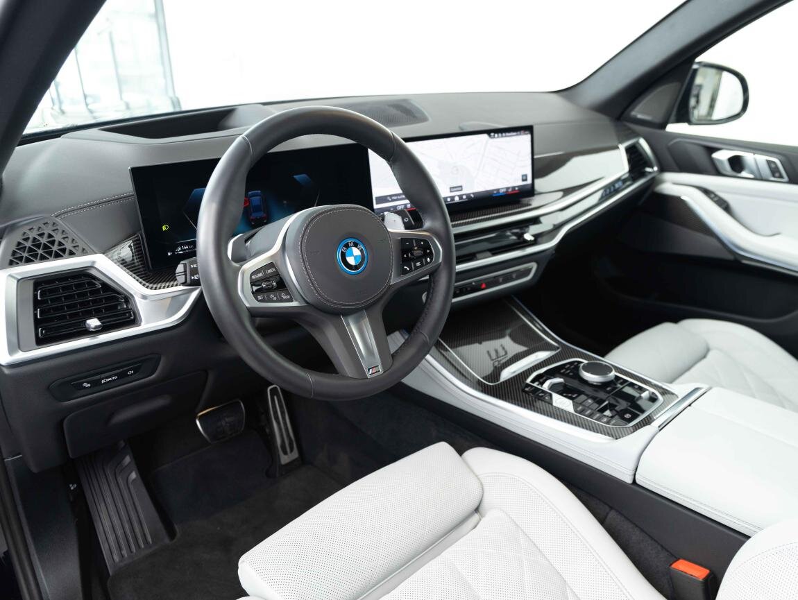 BMW X5 SUV 3,0 l 360 kw