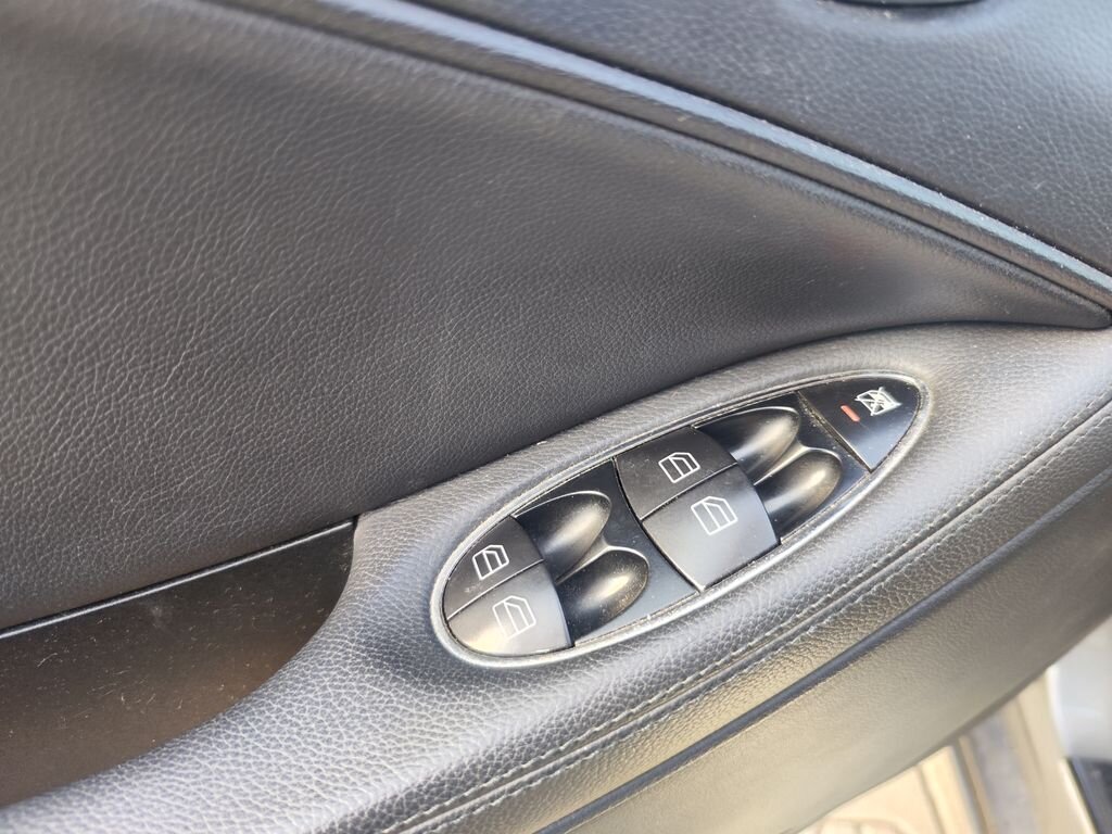 Mercedes-Benz CLS Sedan 3,0 l 165 kw