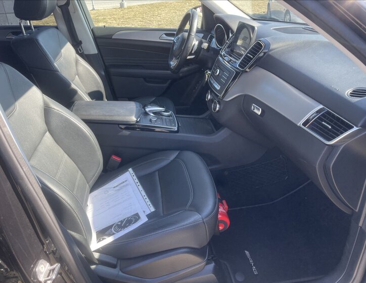 Mercedes-Benz GLE SUV / Terénní 3,0 l 190 kw