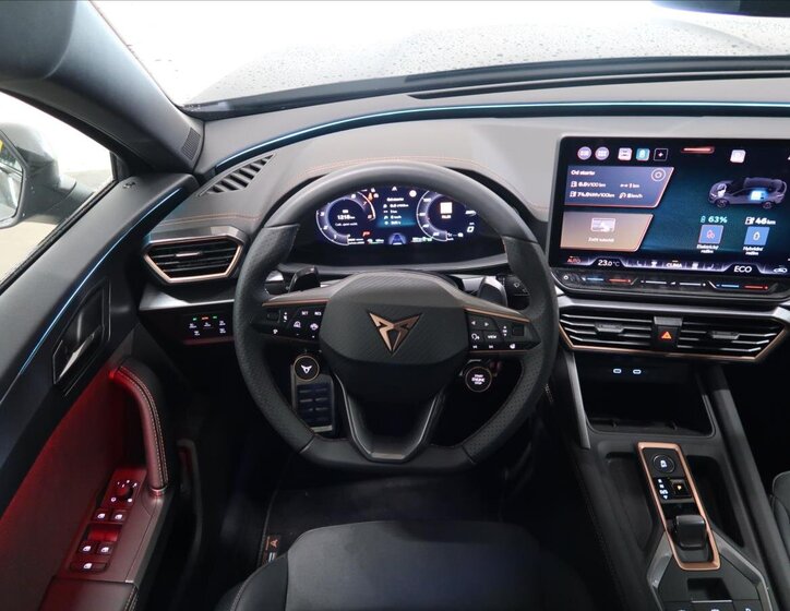 Cupra Formentor SUV / Terénní 1,5 l 200 kw