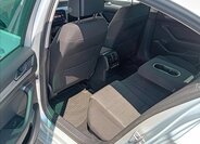 Volkswagen Passat Sedan 1,5 l 110 kw